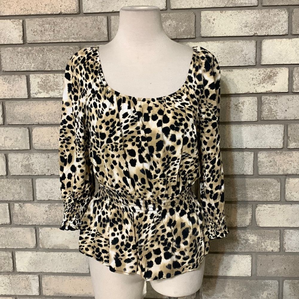 3for$20 blouse medium runs on smaller side